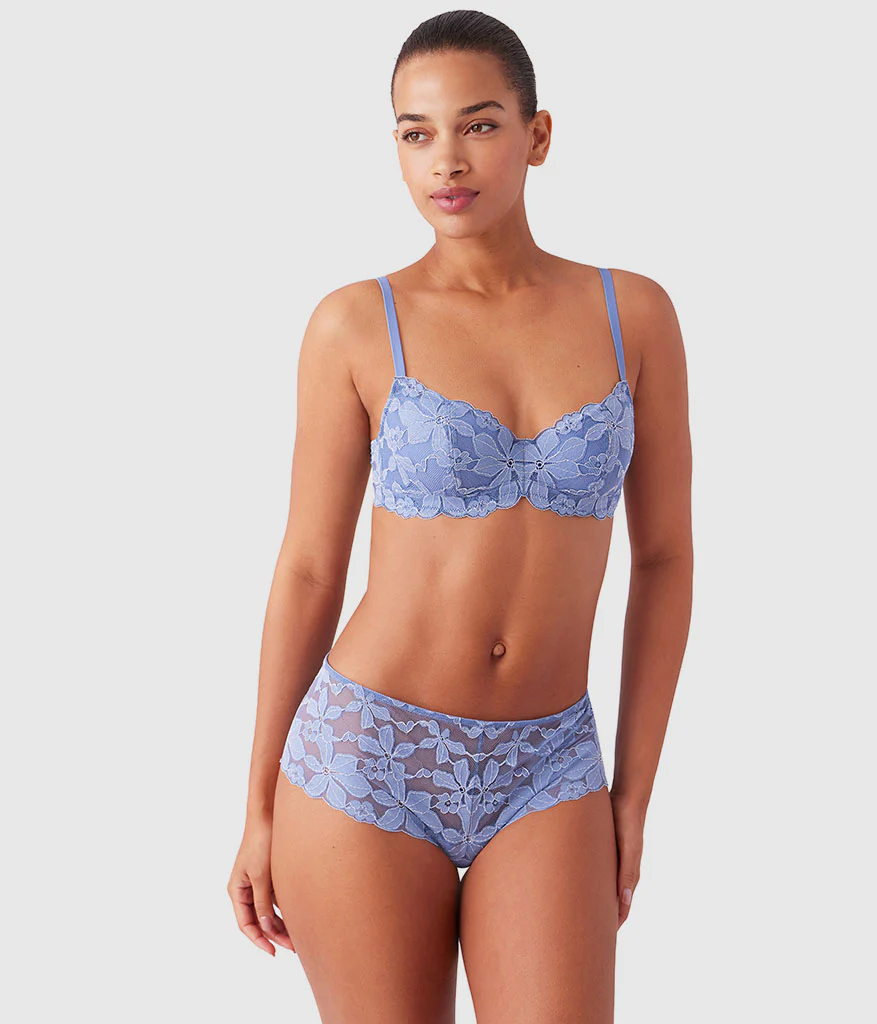 Feeling Famous Balconette Contour Bra: Country Blue/Bright White - Image 4
